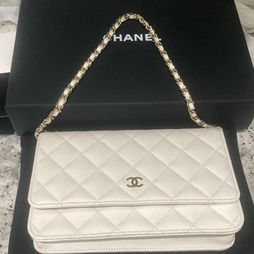 Chanel Classic Wallet on Chain (WOC)